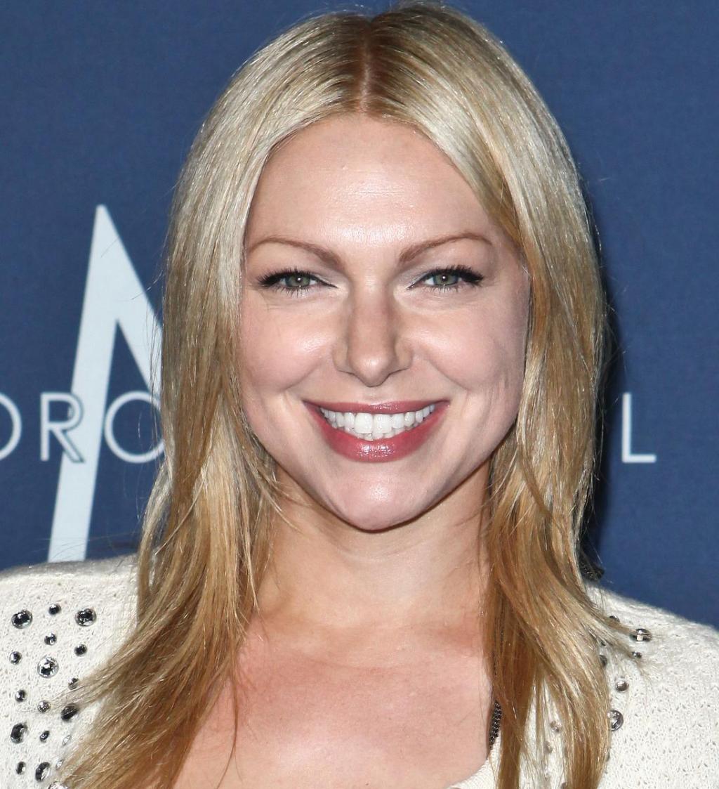 cheryl trowell recommends Laura Prepon Blonde