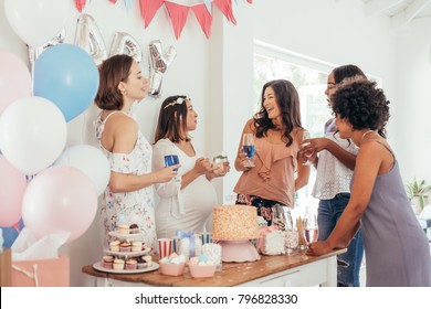 group shower women