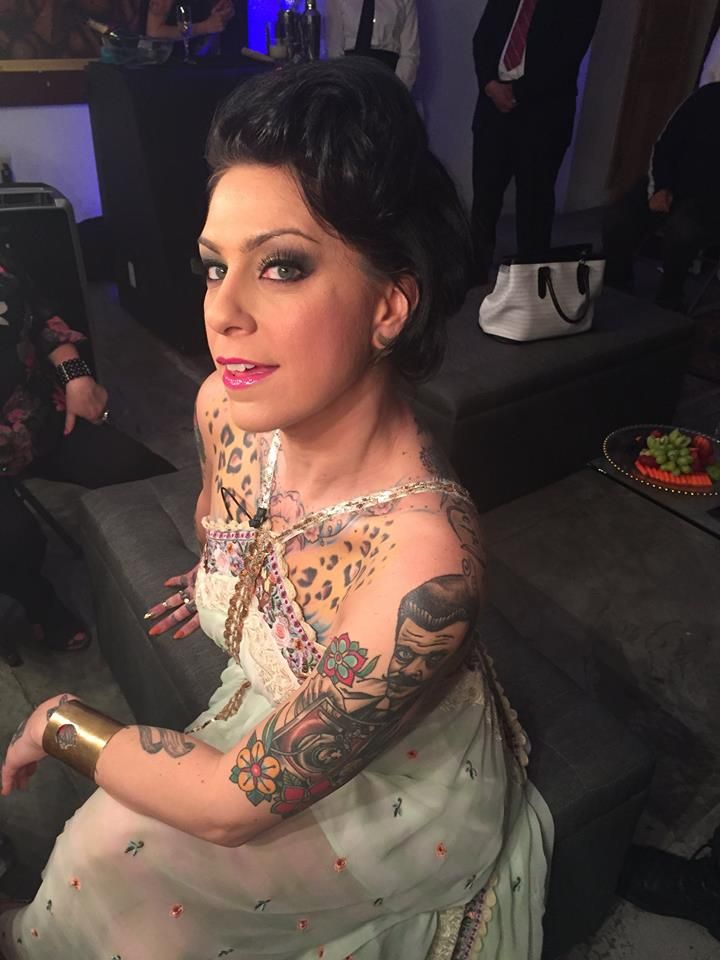 danielle colby boobs