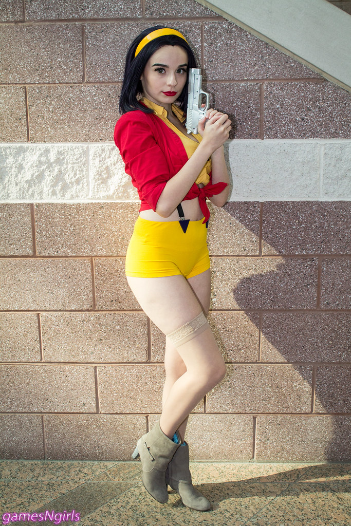 chris reyerson add photo faye valentine cosplay