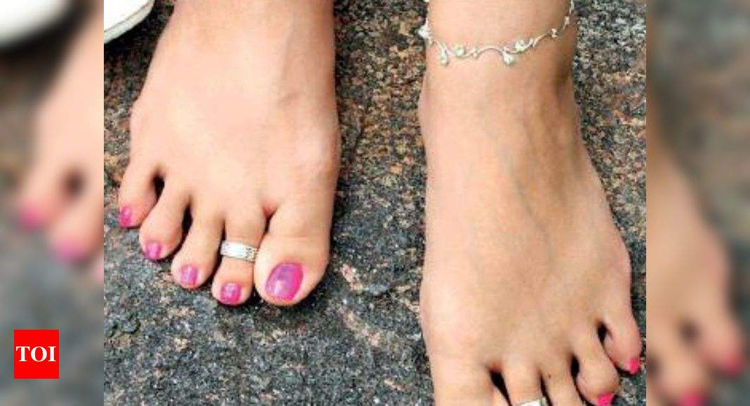 Shemale ass porn chucky tits Feet Slave Twitter stone pokemon