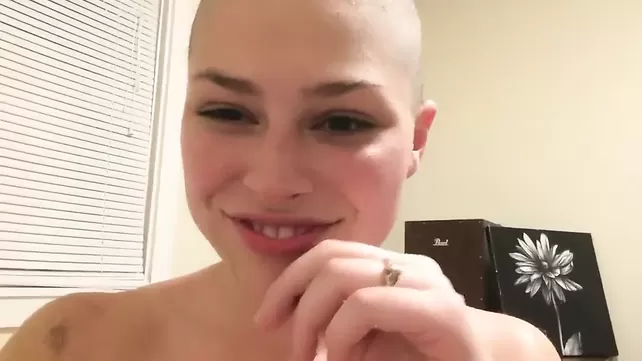 amy ellwood recommends headshave porn pic