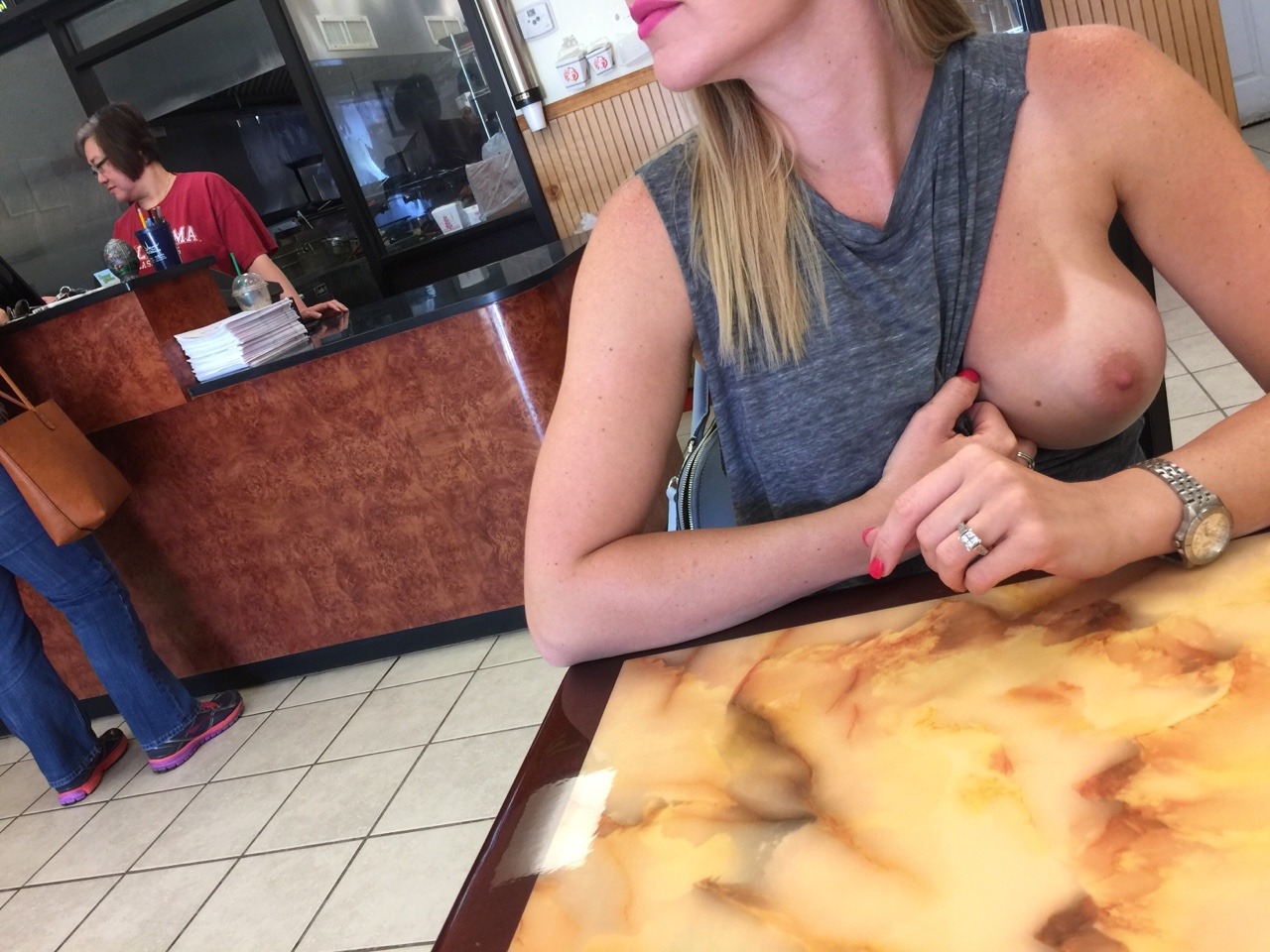 women orgasming in public