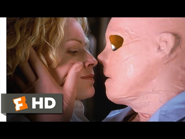 hollow man sexscene