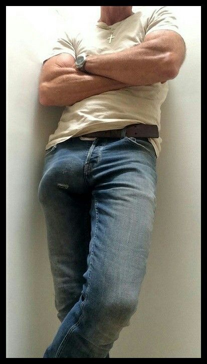 Best of Huge bulge jeans