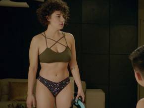 beas banerjee recommends Ilana Glazer Tits