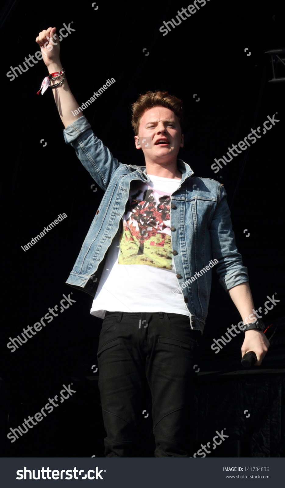 david l norris recommends is conor maynard gay pic