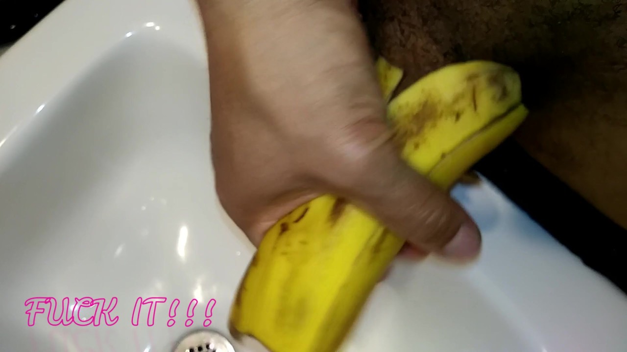 Jacking Off With Banana video shemale