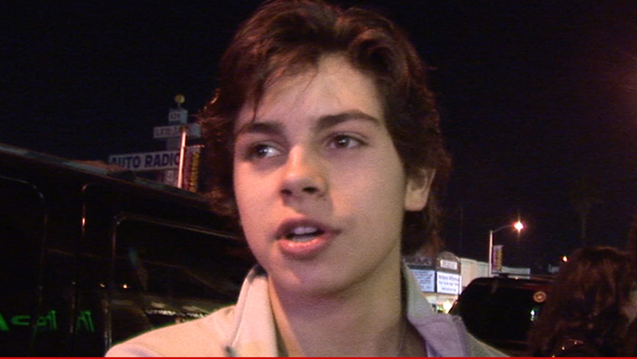 ashrafun nur recommends Jake T Austin Dui