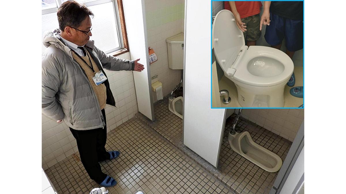 candace brule recommends Japan Public Pee