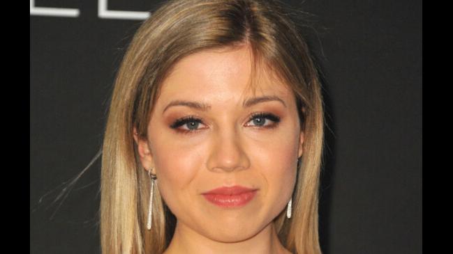 alex elford recommends jennette mccurdy boobs pic