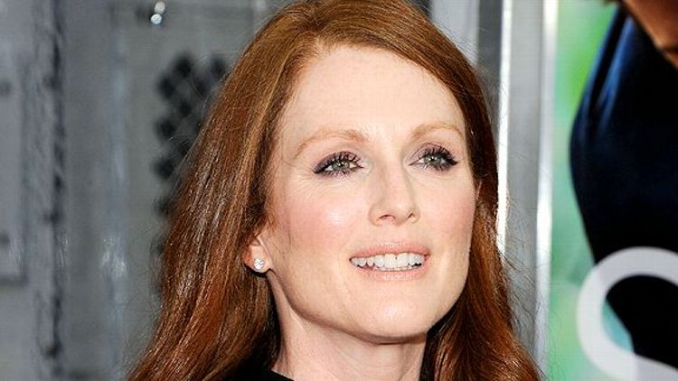 beatrice mccarthy recommends julienne moore nude pic