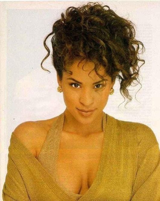 alan kastner recommends Karyn Parsons In Bikini