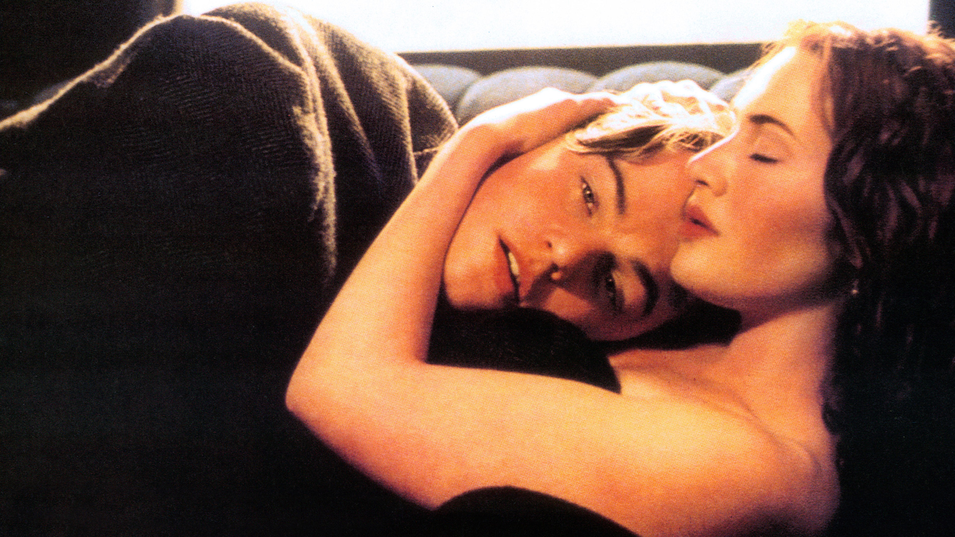 andrew toller recommends kate winslet titanic nude scene pic