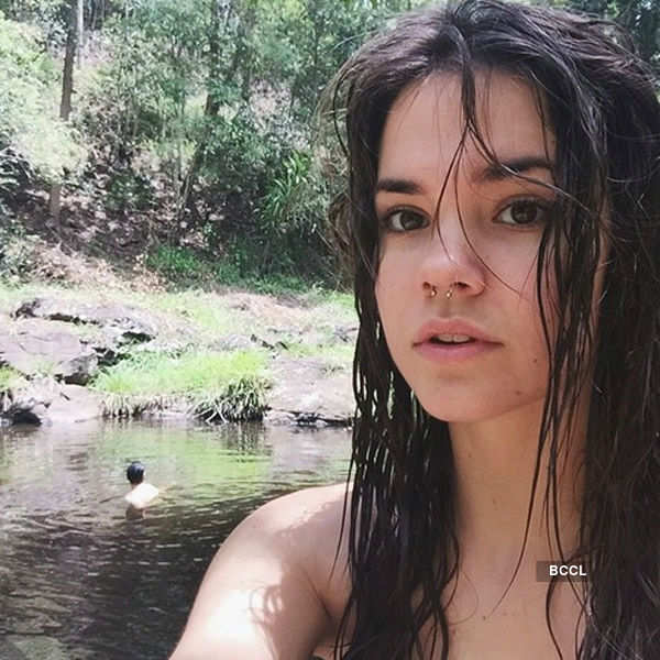 caroline kmiec add maia mitchell sexy photo