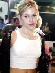 cruz salinas add photo majandra delfino nude