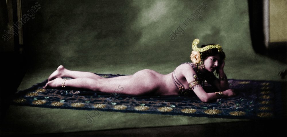 david garnham recommends mata hari nude pic