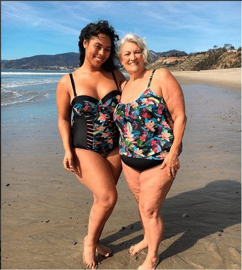 abdul ganiu add photo mature women swimsuits