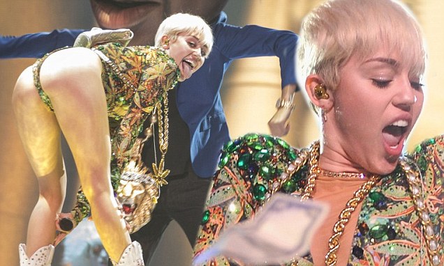 anne batioco recommends Miley Cyrus Crotch Pic