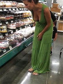 milf at store