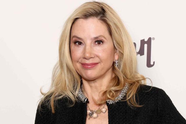 brandy collard recommends mira sorvino bikini pic