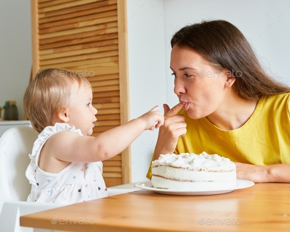 arezoo tavakoli recommends Mother Daughter Licking