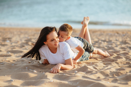 demetrius gibbs add photo mother son nudists