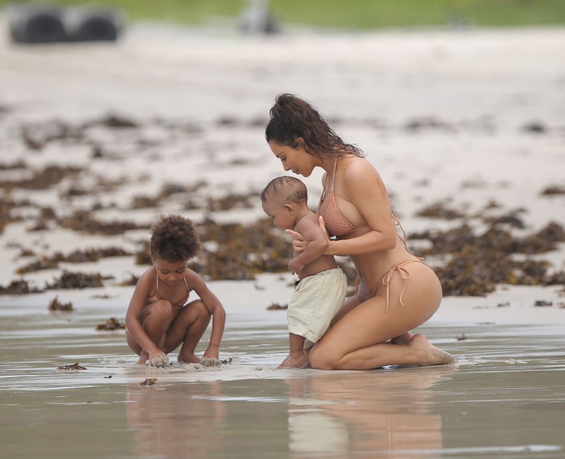 aayush singhania recommends Naked Beach Moms