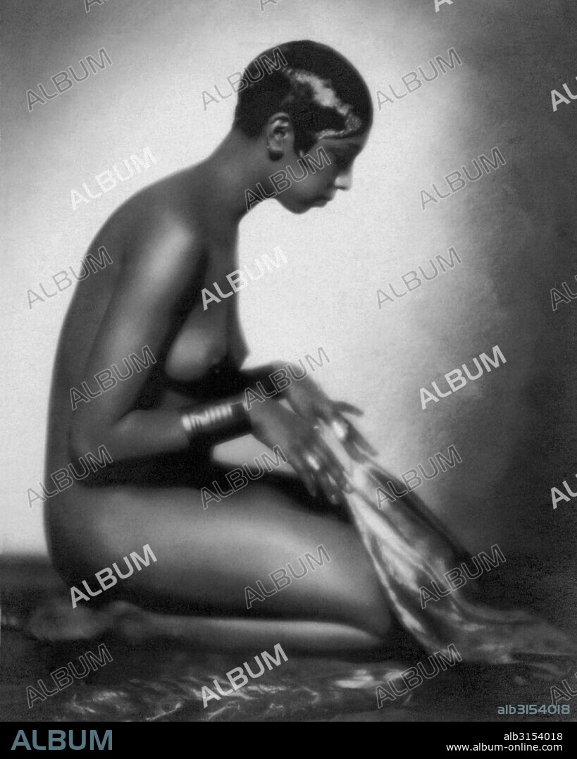 cassie johanson share naked josephine baker photos