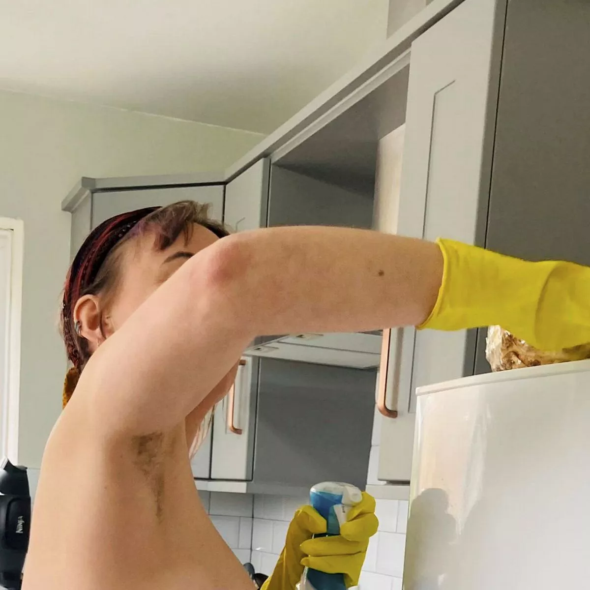 Best of Naked kitchen cleaning