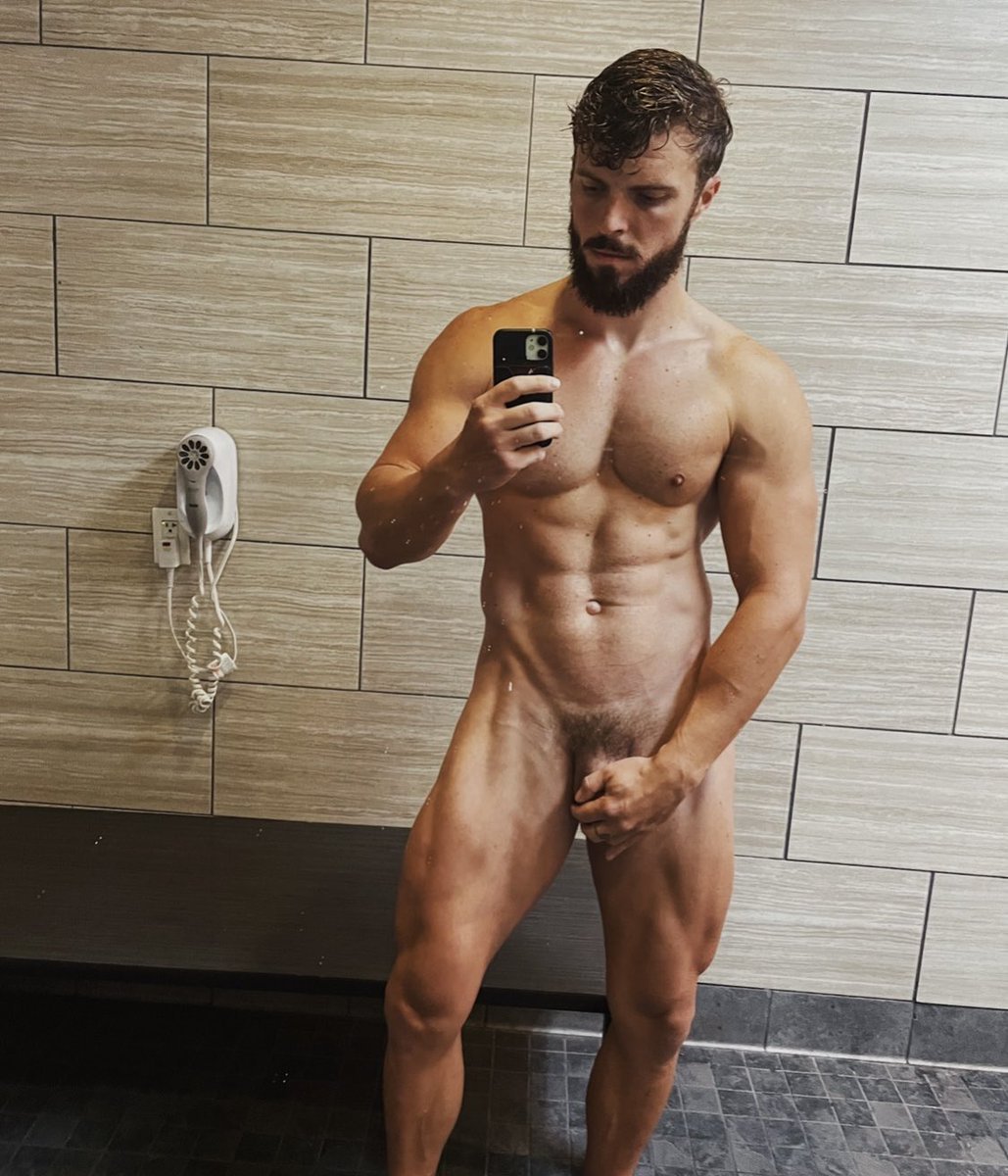 Naked Male Gymnasts cum swallowing