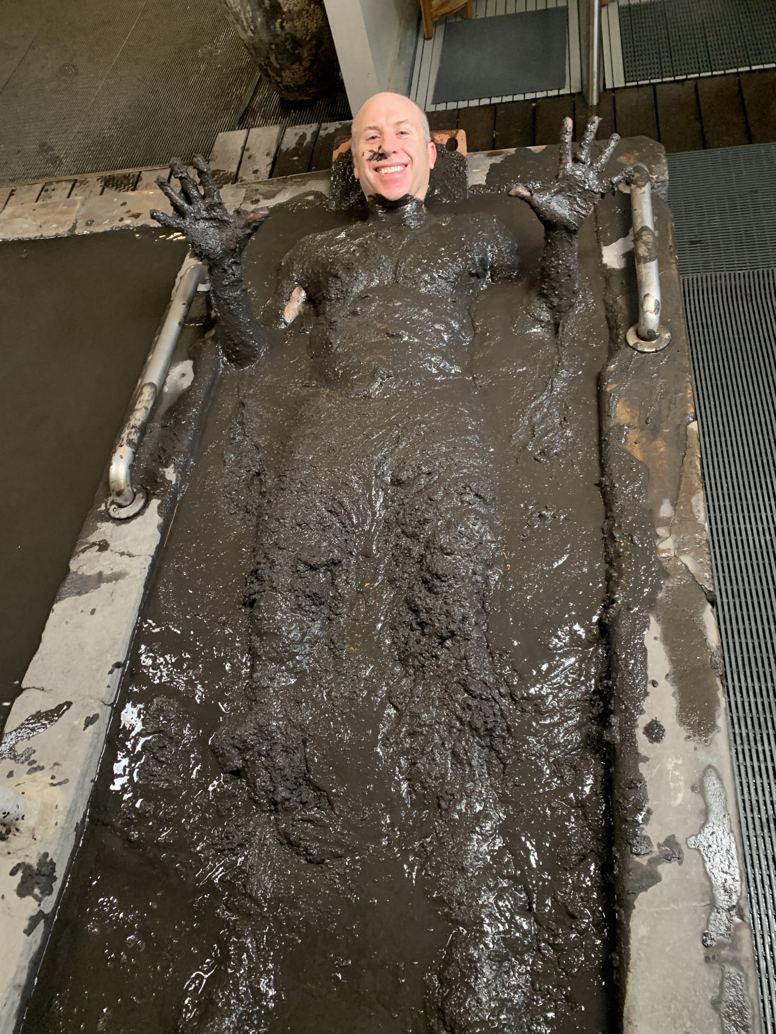 asha mendonca add photo naked mud bath