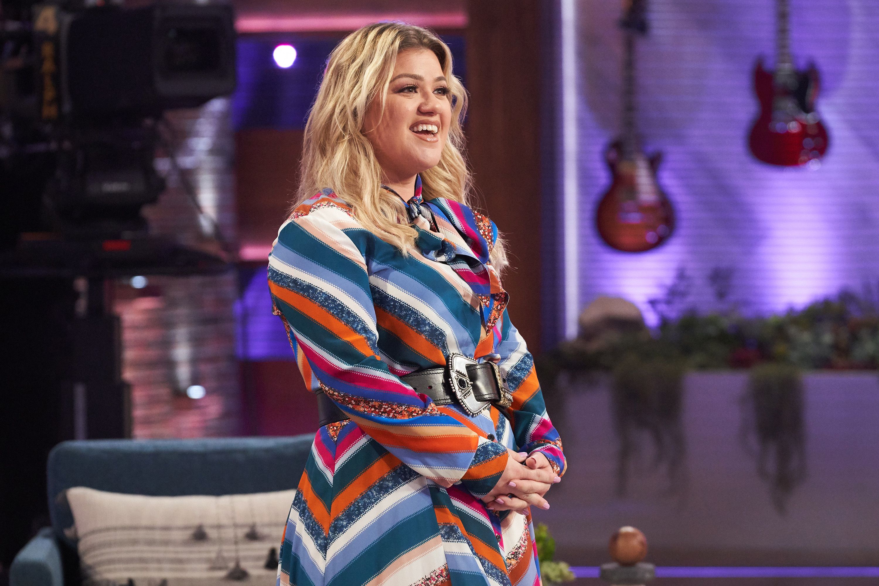 divina jones recommends Naked Pictures Of Kelly Clarkson