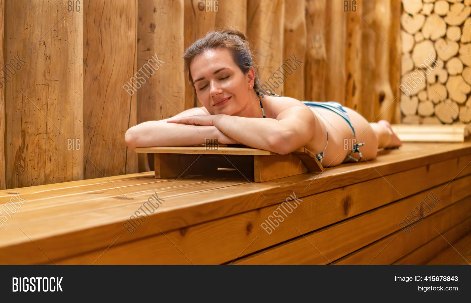 adrien wells recommends naked women in sauna pic