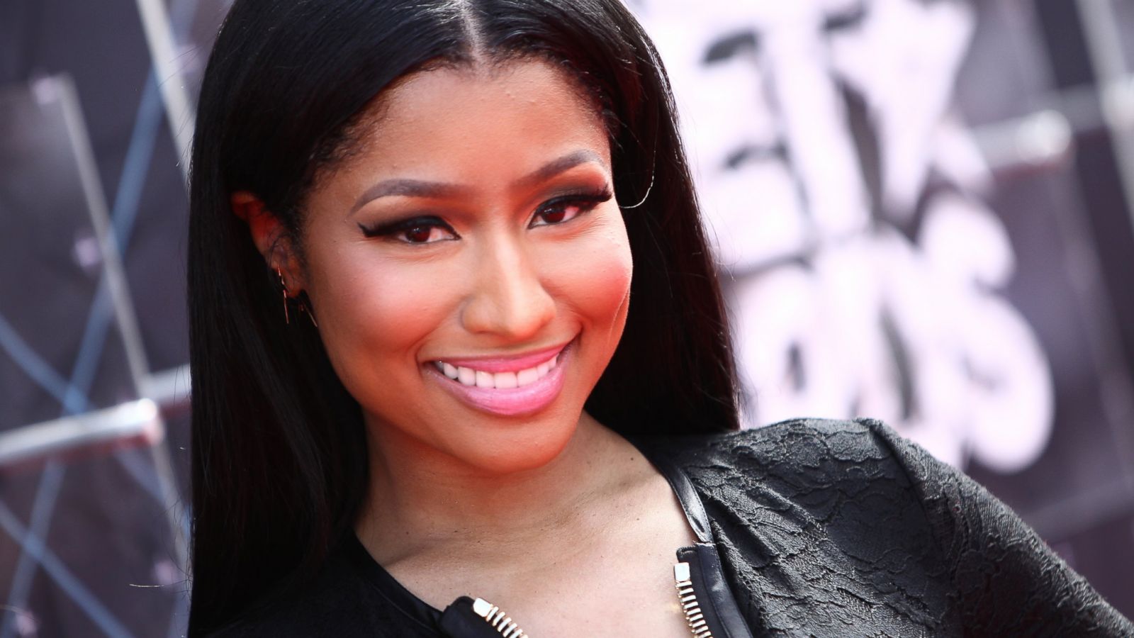 ashlie rogers recommends nicki minaj joi pic