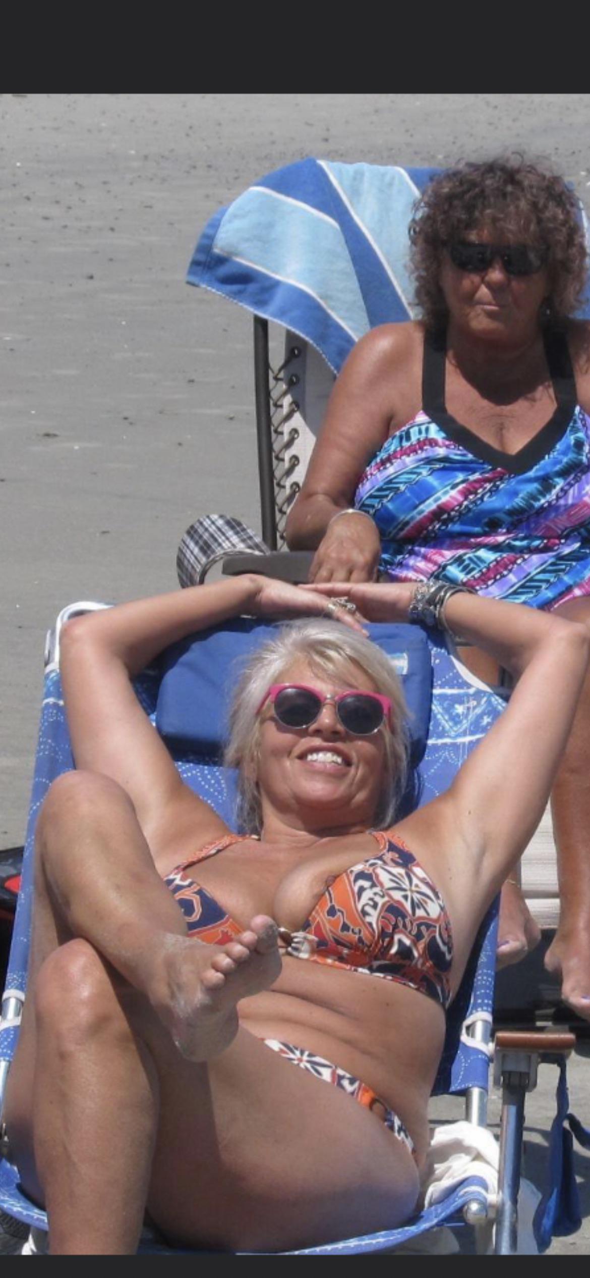 diane engebretson add photo nip slips on the beach