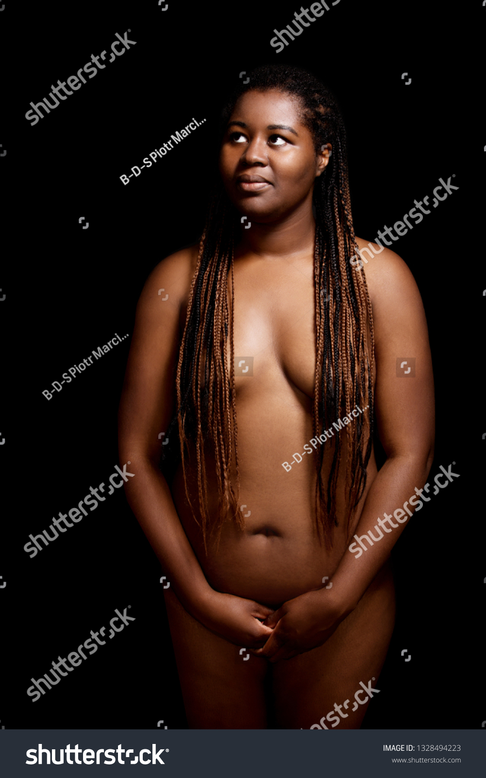 Nude African Girls a play