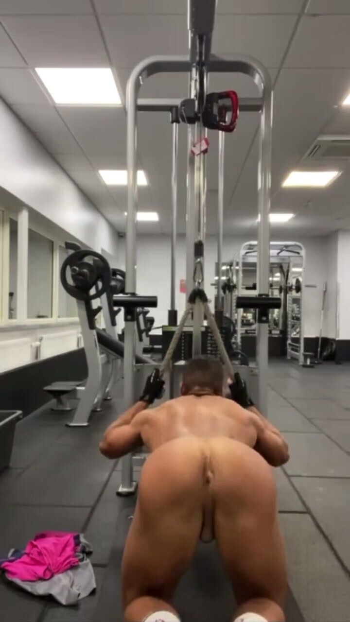 nude gym clips