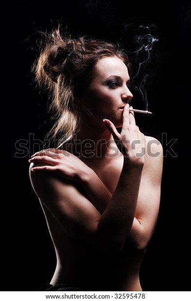 nude women smoking