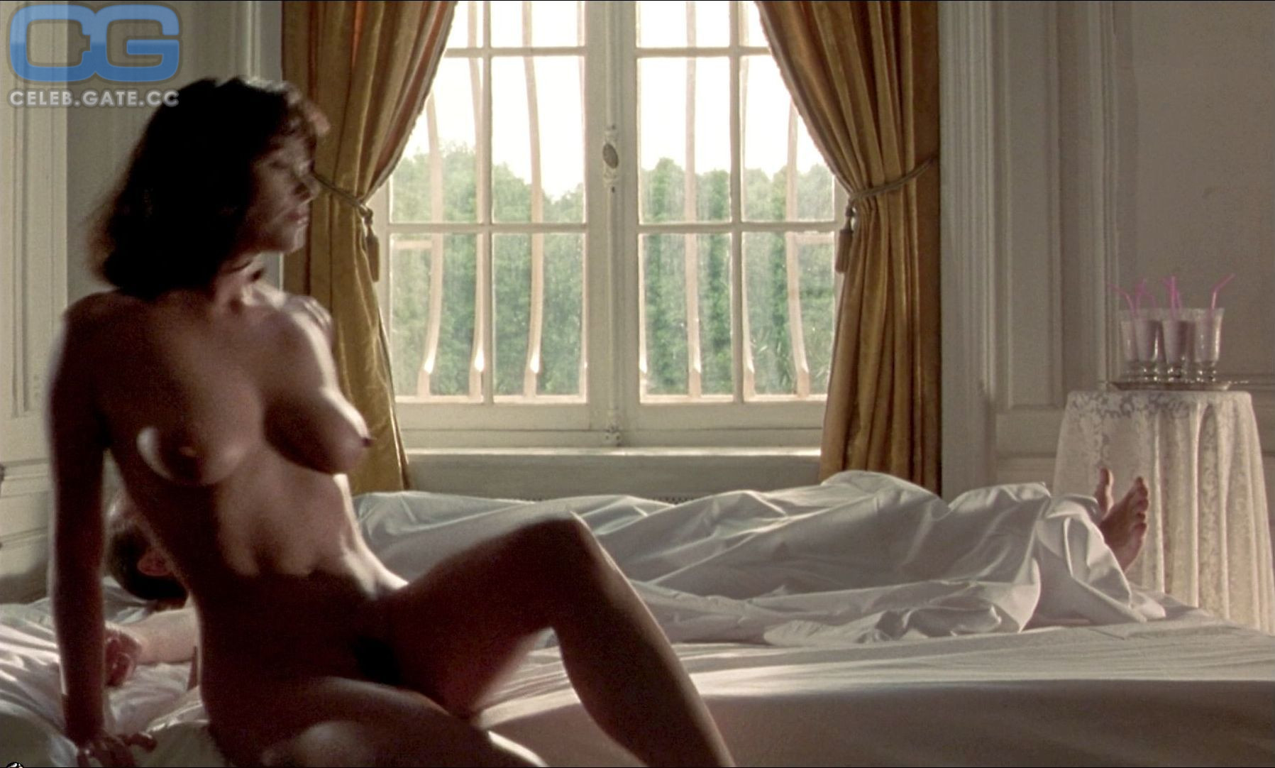 aleksandar tresiglavic recommends Polly Walker Nude