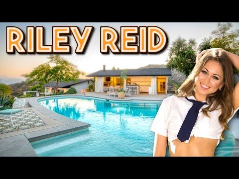 beverly durfee recommends riley reid nude pic