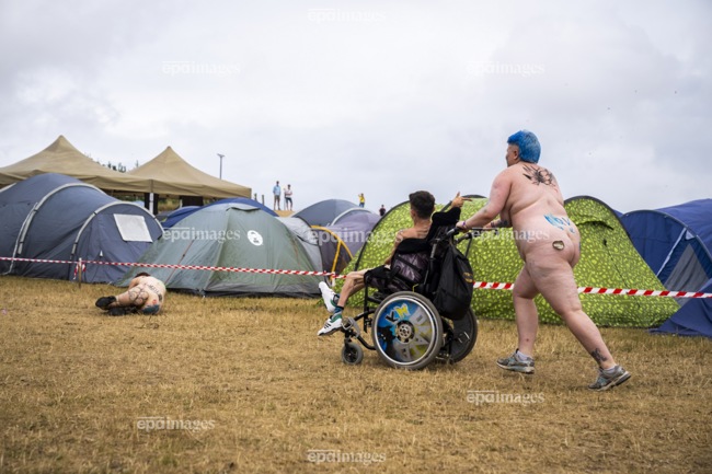 daniel dedmon recommends Roskilde Nude Festival