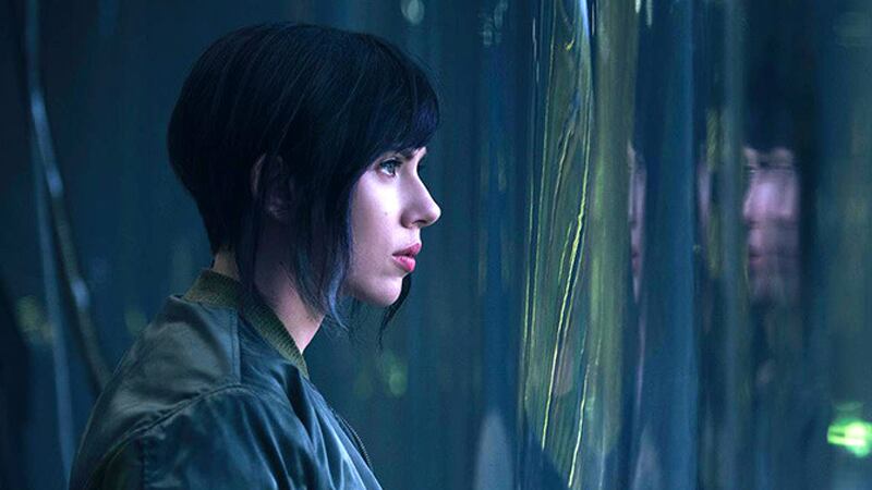 dara rizki ruhiana like scarlett johansson joi photo barbara rowell recommends scarlett johansson joi pic