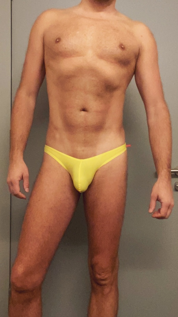 Best of Slim guys in skimpy speedos