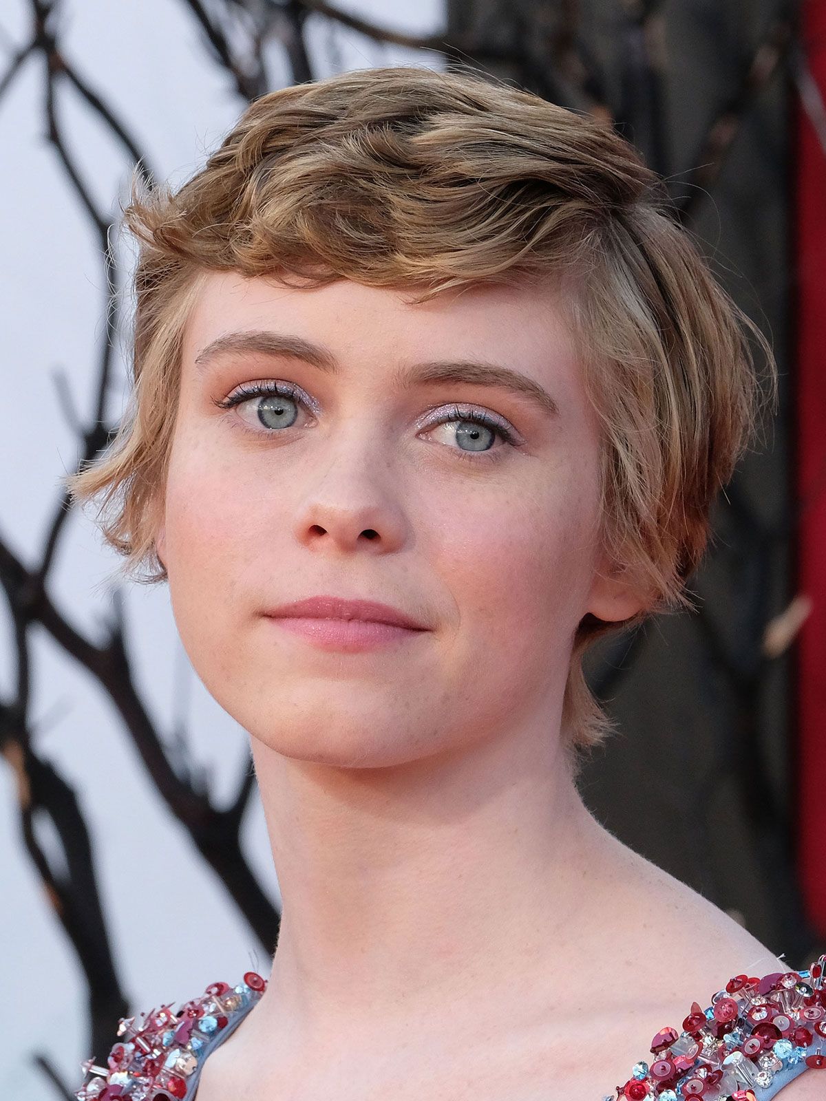 daniel gaetan add photo sophia lillis porn