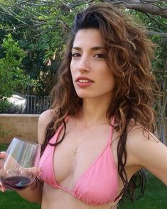 becky pack add tania raymonde bikini photo