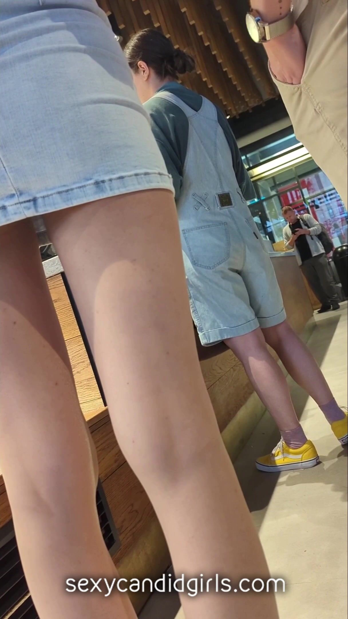 teenupskirt pics