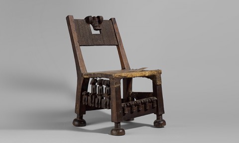 aaron chennault recommends tongue slaves middle ages chair pic