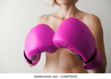 women naked boxing